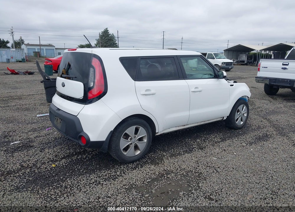 2014 KIA SOUL VIN: KNDJN2A25E7083330