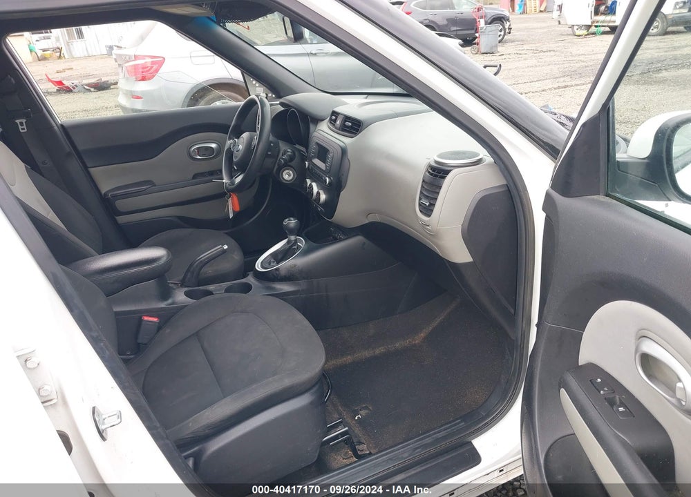 2014 KIA SOUL VIN: KNDJN2A25E7083330