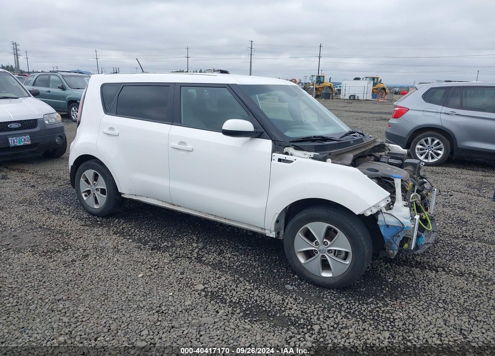 2014 KIA SOUL VIN: KNDJN2A25E7083330