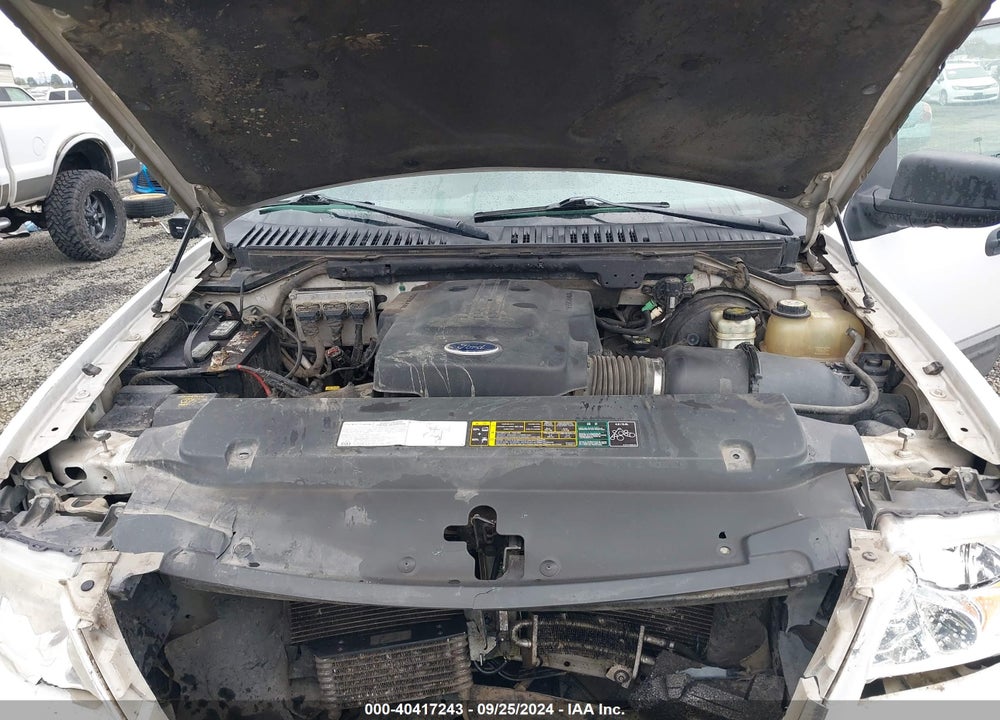 2004 FORD EXPEDITION XLS VIN: 1FMRU13W14LB61572