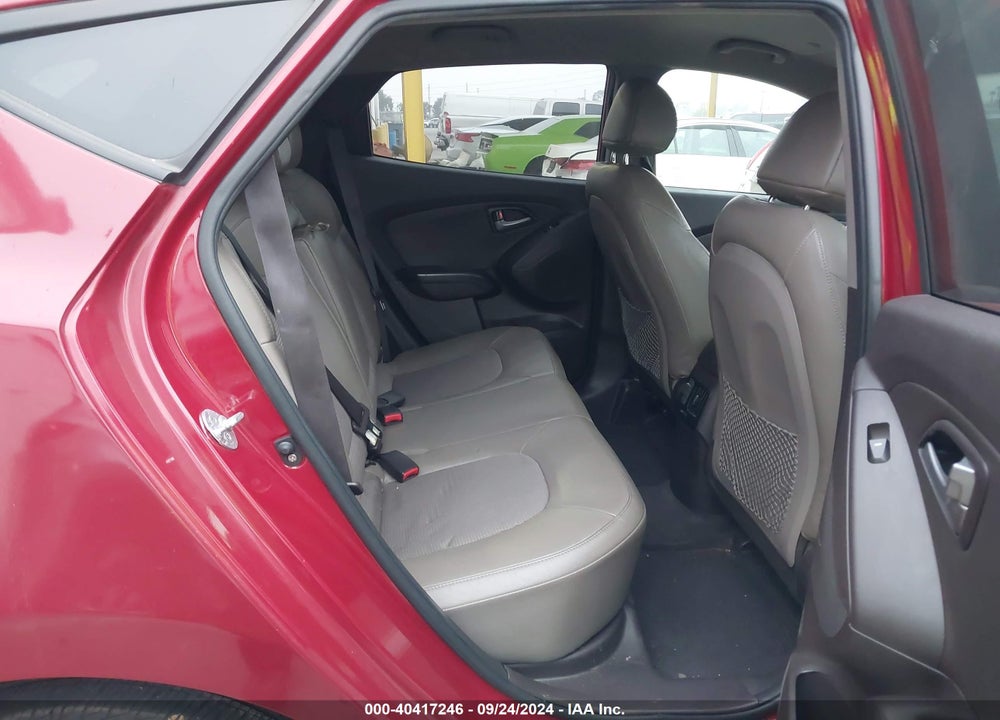 2015 HYUNDAI TUCSON SE VIN: KM8JUCAG6FU111199