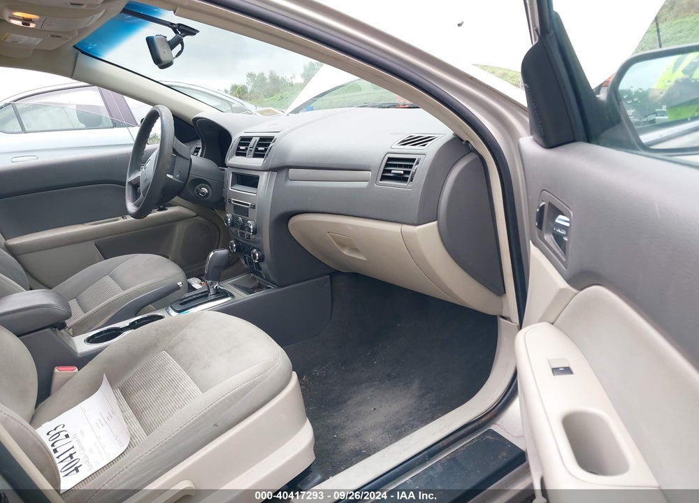 2010 FORD FUSION SE VIN: 3FAHP0HA0AR233931