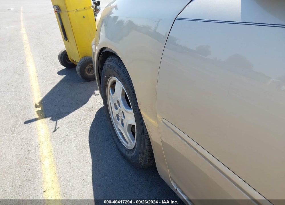 2002 TOYOTA CAMRY LE V6 VIN: 4T1BF30K52U032184