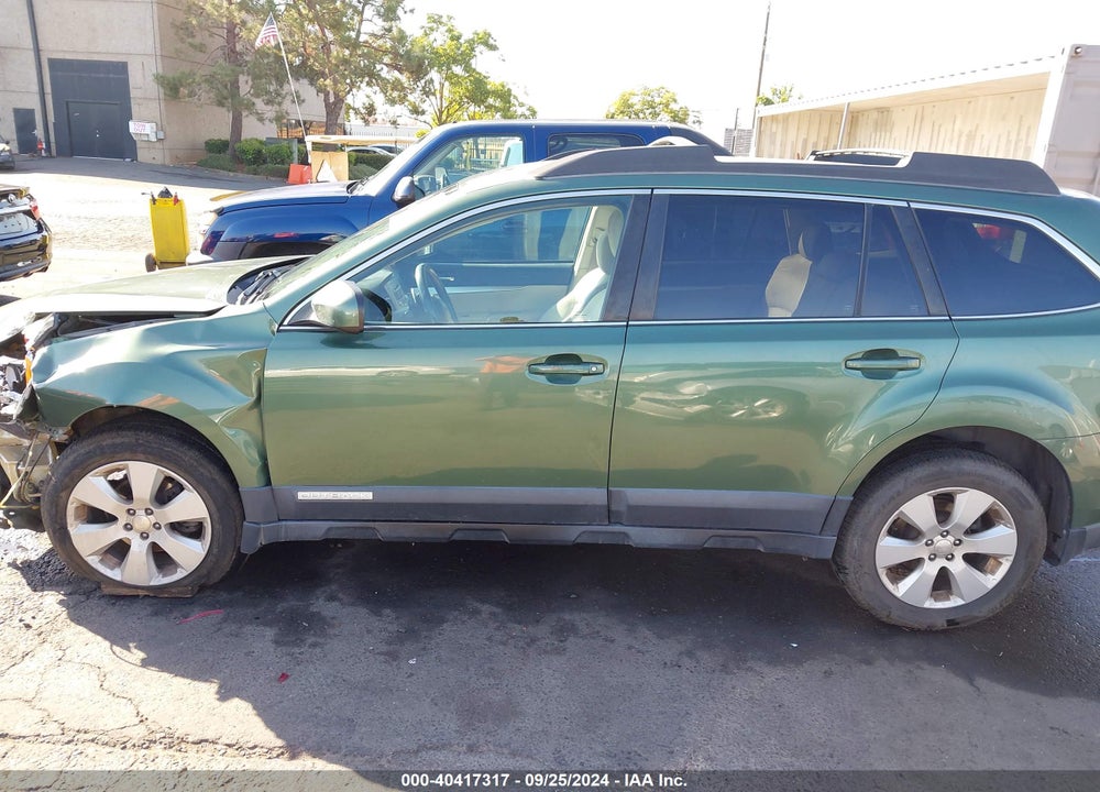 2010 SUBARU OUTBACK 2.5I PREMIUM VIN: 4S4BRBCC8A3331923