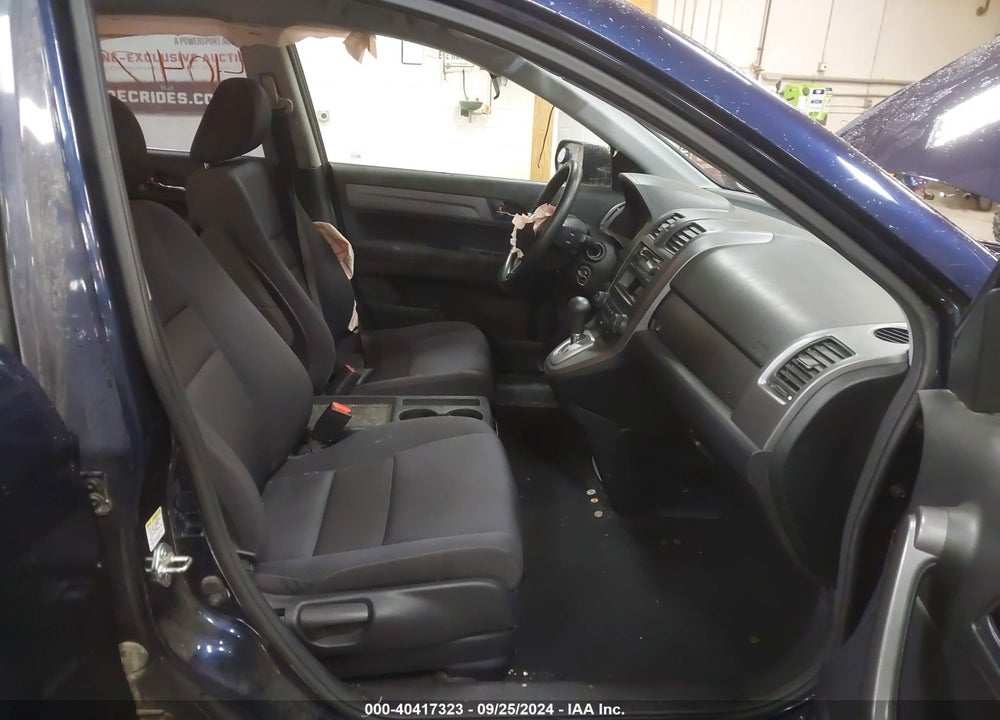 2009 HONDA CR-V LX VIN: JHLRE48389C018212