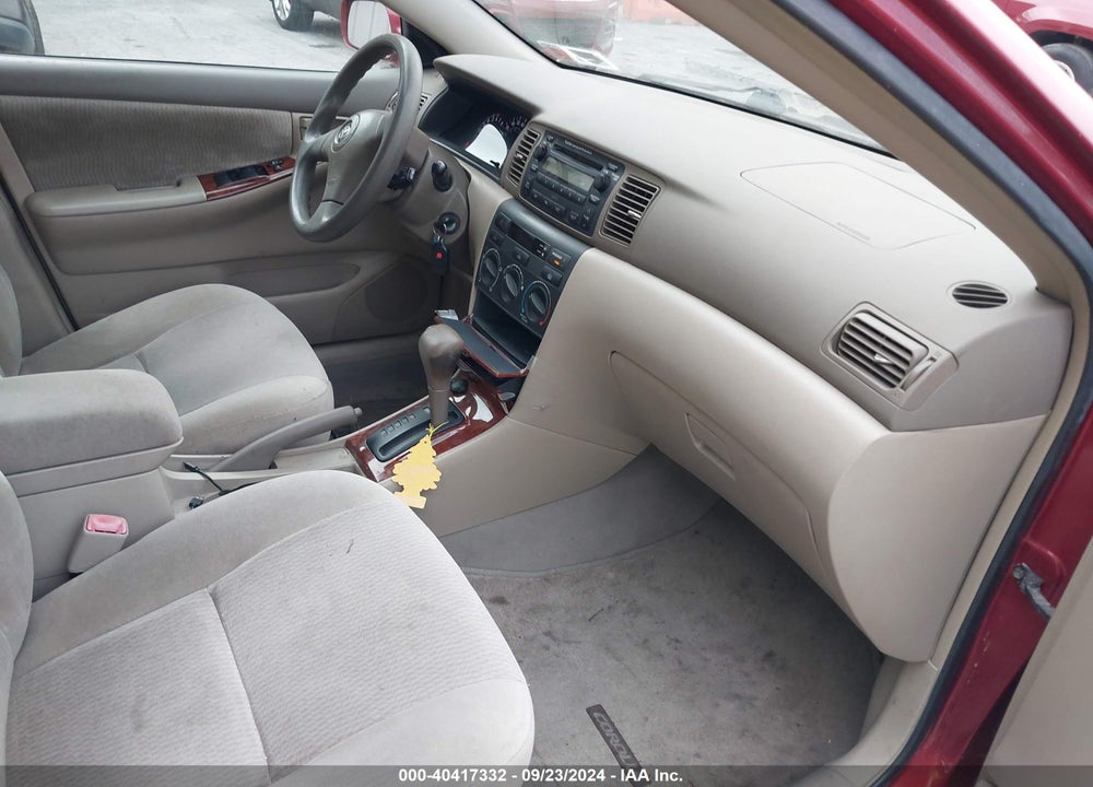 2005 TOYOTA COROLLA LE VIN: 2T1BR32E45C441961