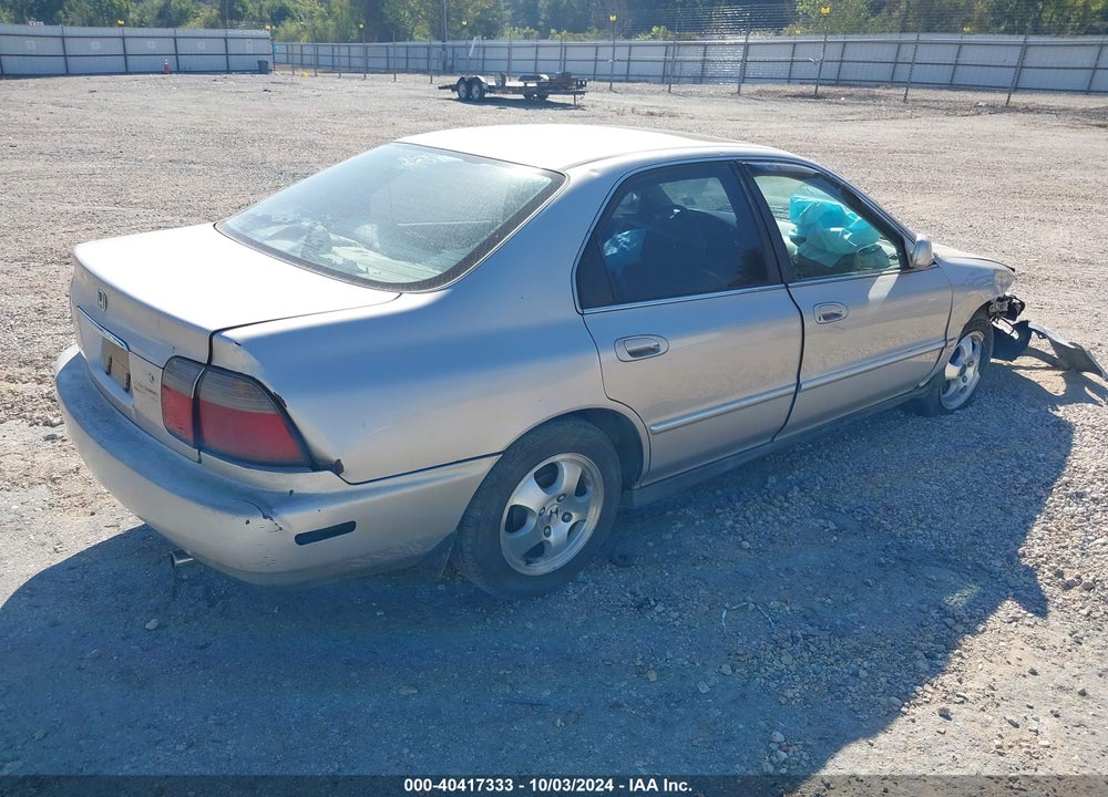 1997 HONDA ACCORD SE VIN: 1HGCD560XVA125029