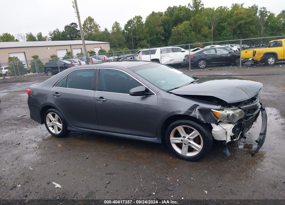 2013 TOYOTA CAMRY SE VIN: 4T1BF1FK7DU265031