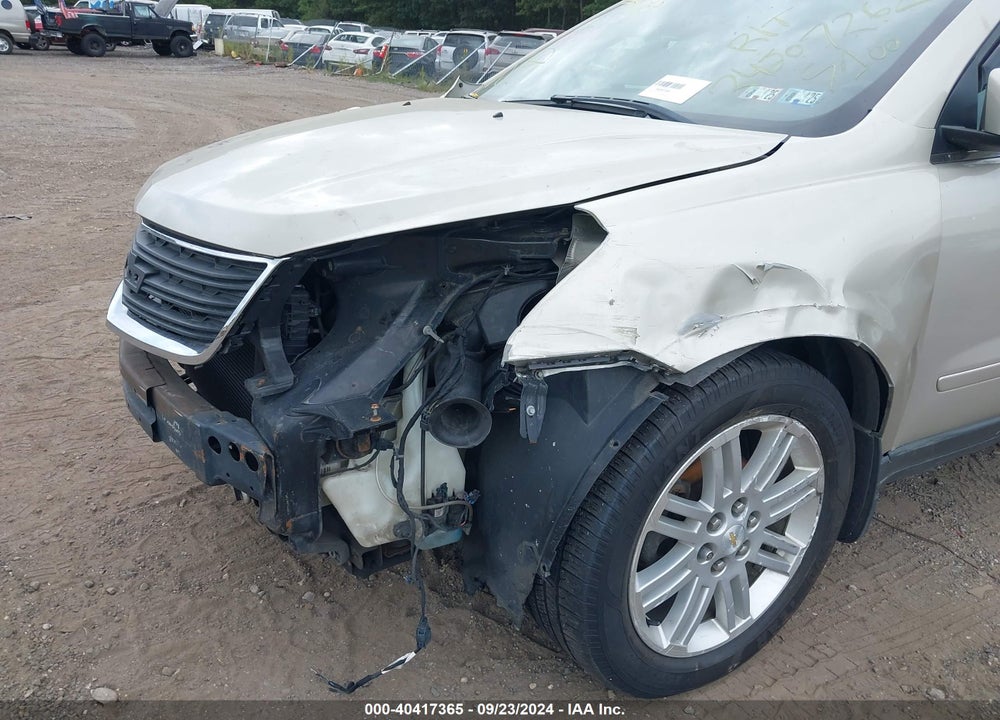 2013 CHEVROLET TRAVERSE 1LT VIN: 1GNKVGKD5DJ266172