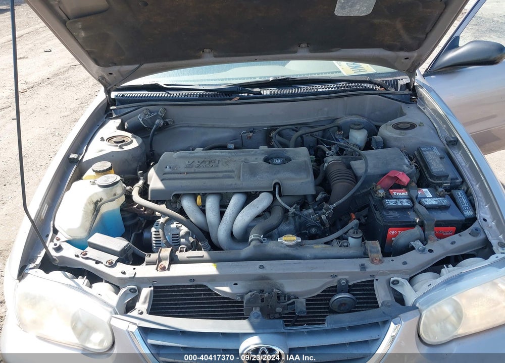2001 TOYOTA COROLLA CE VIN: 2T1BR12E01C402881