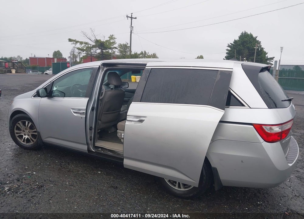 2011 HONDA ODYSSEY EX-L VIN: 5FNRL5H68BB098154