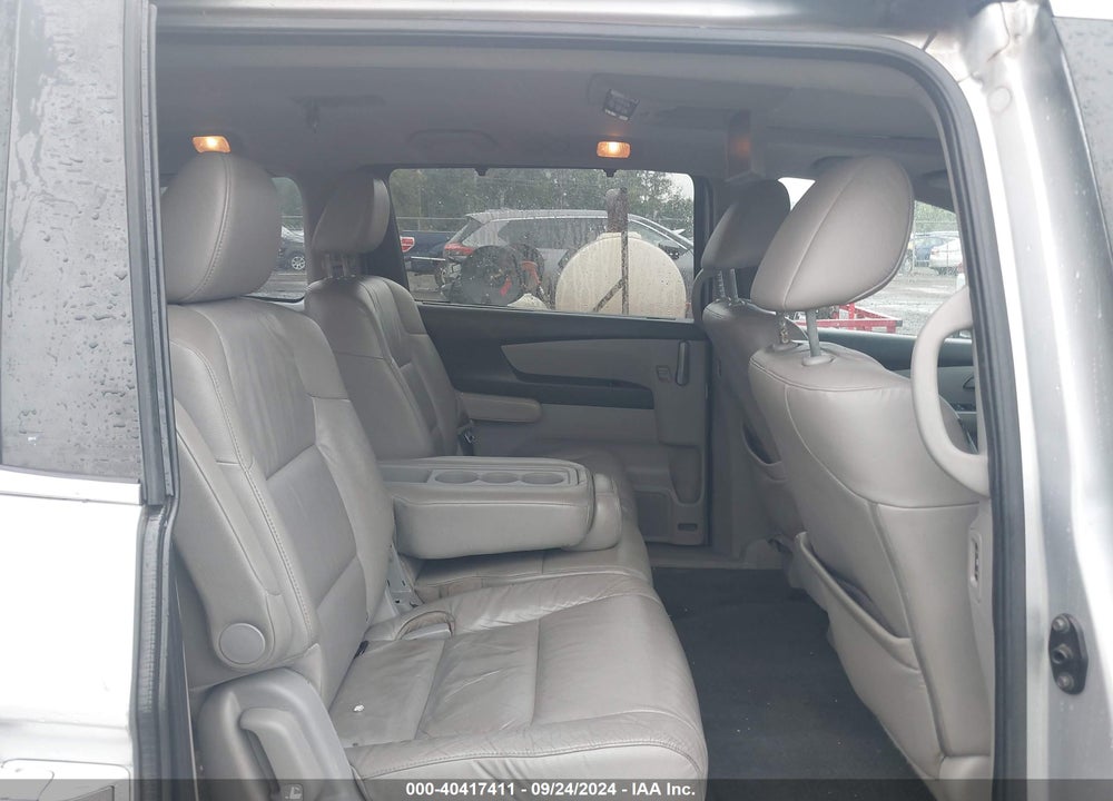 2011 HONDA ODYSSEY EX-L VIN: 5FNRL5H68BB098154