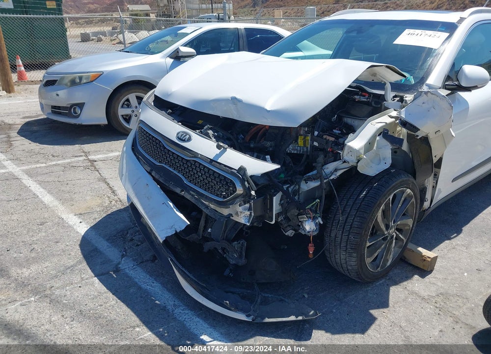 2017 KIA NIRO TOURING VIN: KNDCE3LC5H5038246