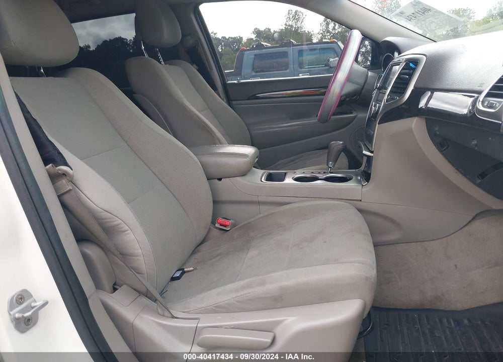2011 JEEP GRAND CHEROKEE LAREDO VIN: 1J4RR4GGXBC575077