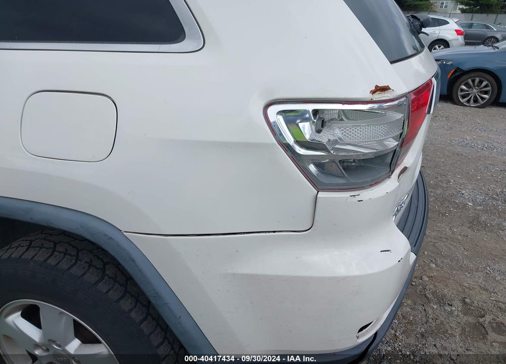 2011 JEEP GRAND CHEROKEE LAREDO VIN: 1J4RR4GGXBC575077