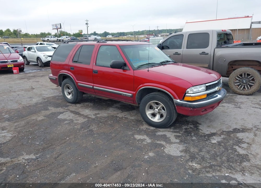 1999 CHEVROLET BLAZER LS VIN: 1GNCS13W8X2135259
