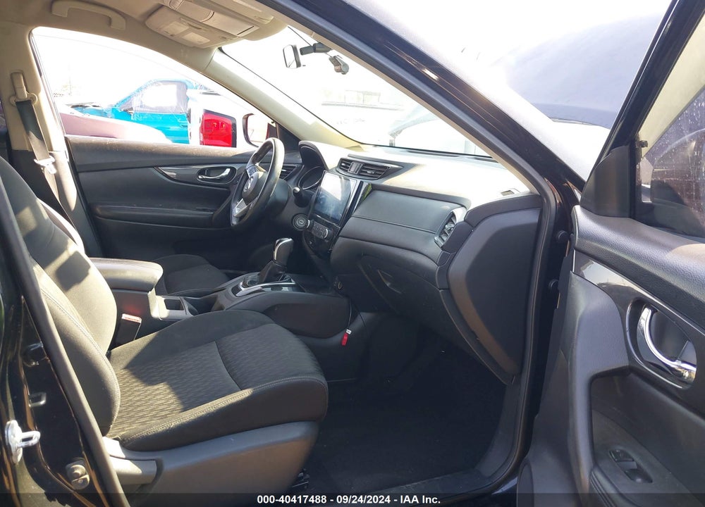 2017 NISSAN ROGUE S VIN: KNMAT2MV2HP550610