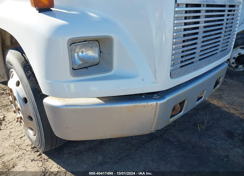 2000 FREIGHTLINER MEDIUM CONVENTIONAL FL70 VIN: 1FV3HJAA9YHF60784