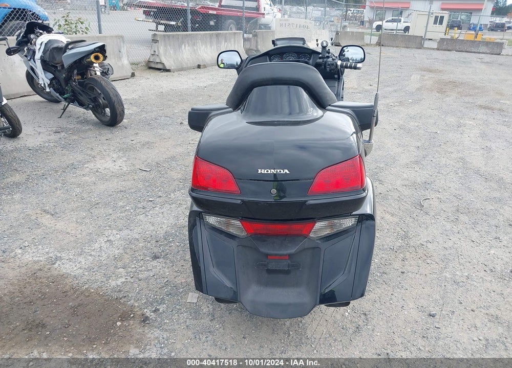 2014 HONDA GL1800 G VIN: JH2SC68V0EK000036
