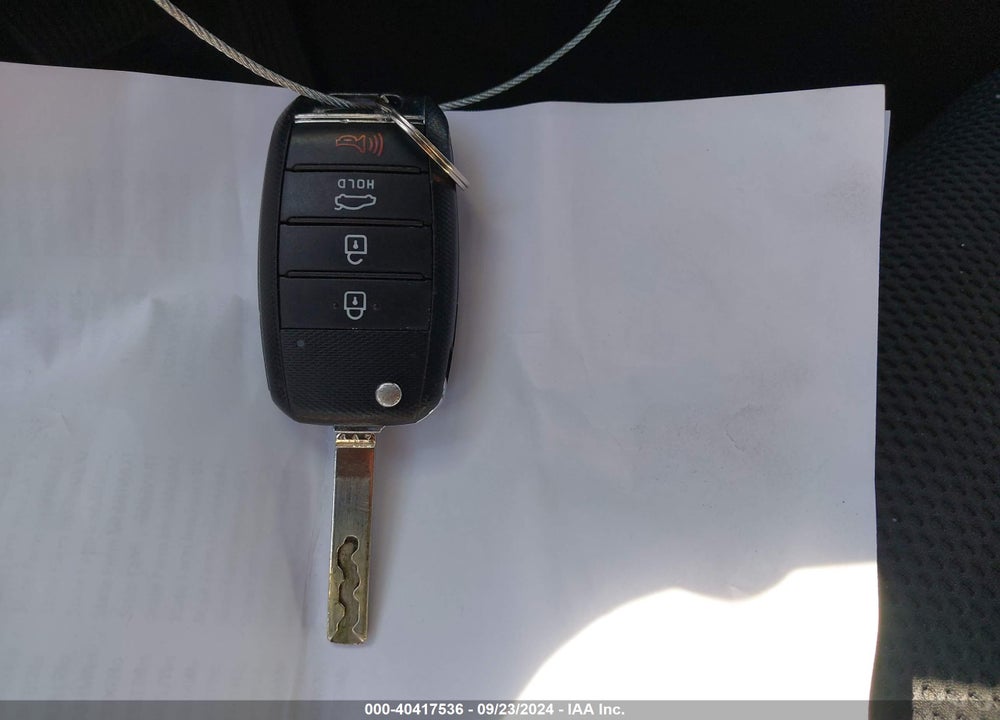 2019 KIA OPTIMA LX VIN: 5XXGT4L36KG286490