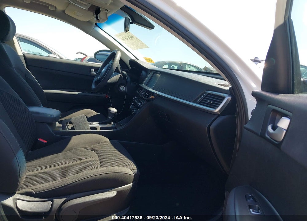 2019 KIA OPTIMA LX VIN: 5XXGT4L36KG286490