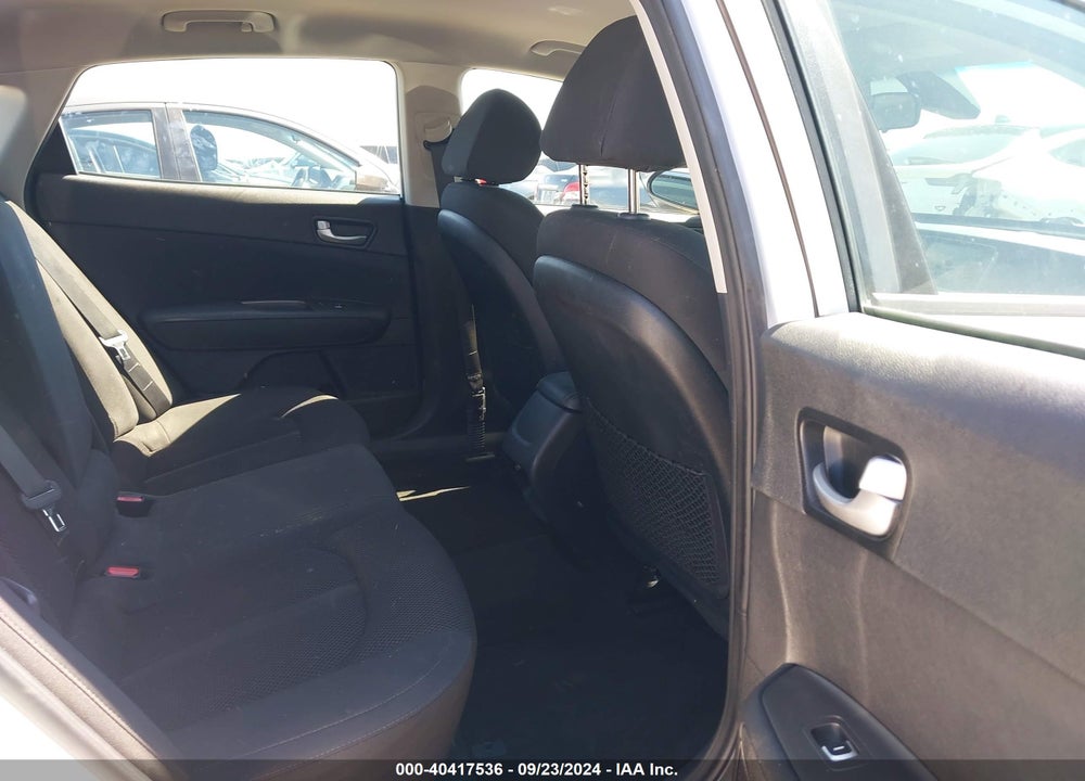 2019 KIA OPTIMA LX VIN: 5XXGT4L36KG286490