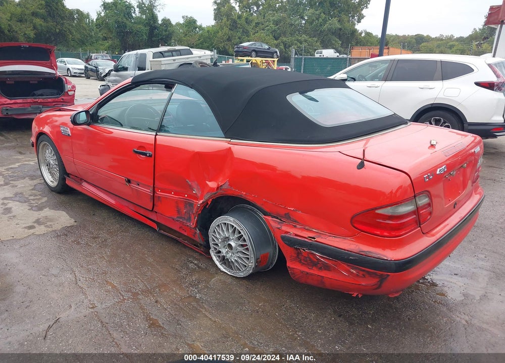 2000 MERCEDES-BENZ CLK 430 VIN: WDBLK70G6YT045207