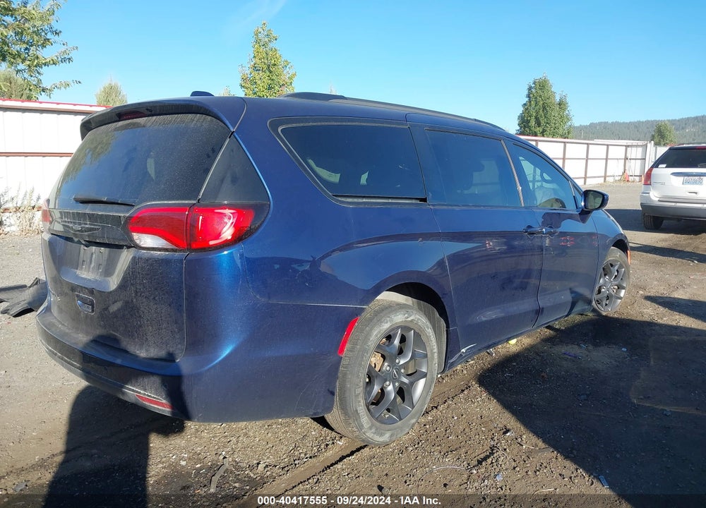 2019 CHRYSLER PACIFICA TOURING L VIN: 2C4RC1BG5KR644326