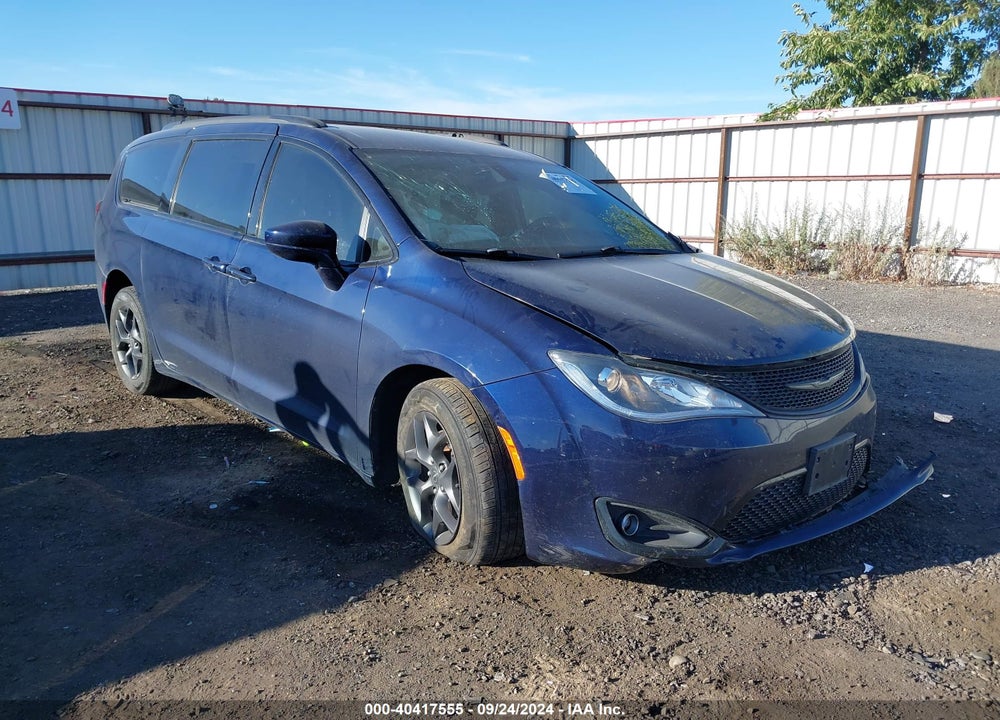 2019 CHRYSLER PACIFICA TOURING L VIN: 2C4RC1BG5KR644326
