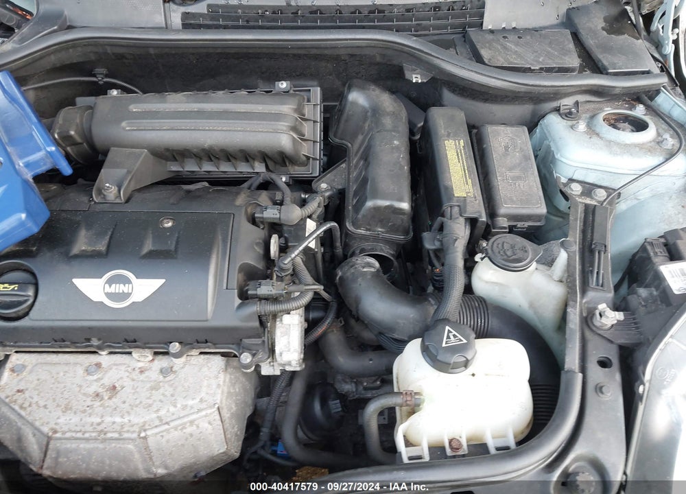 2012 MINI COOPER VIN: WMWSU3C55CT260206