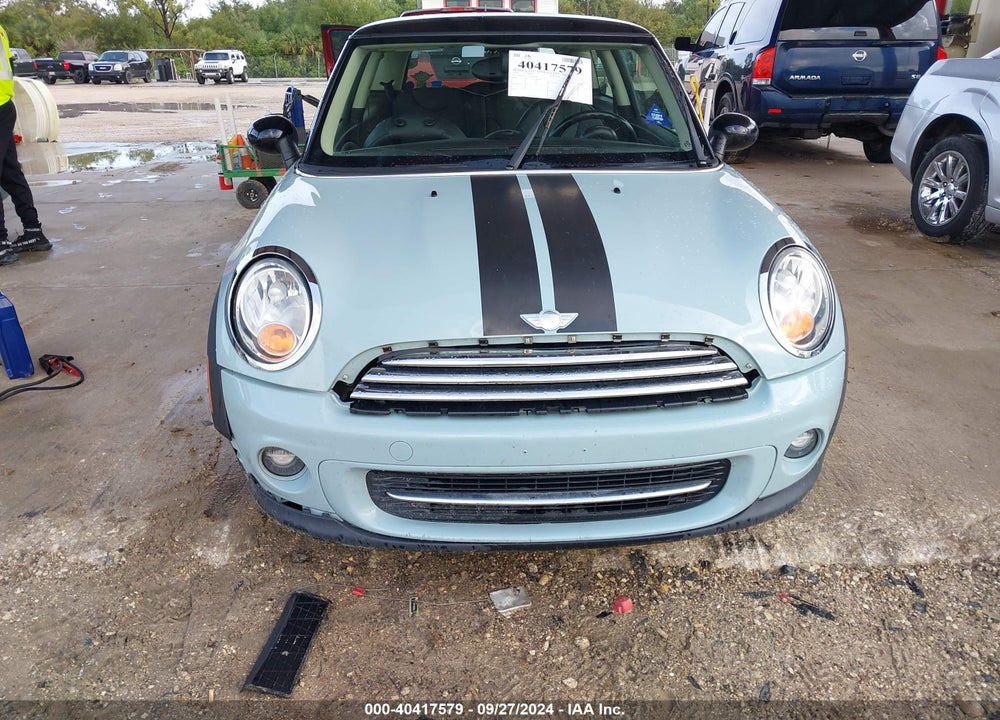 2012 MINI COOPER VIN: WMWSU3C55CT260206