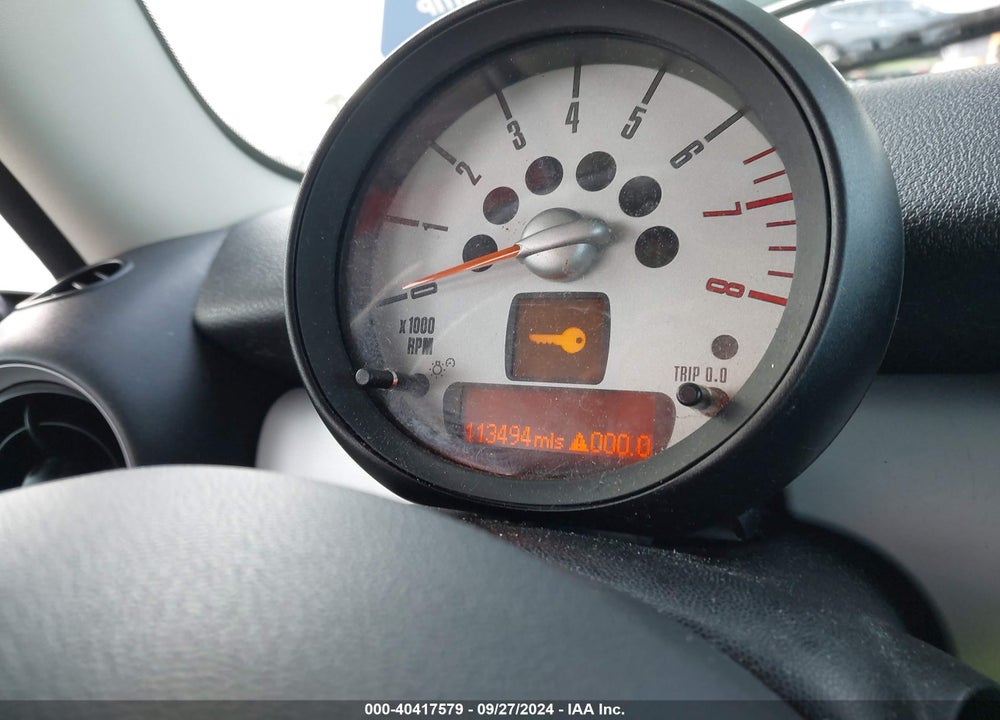 2012 MINI COOPER VIN: WMWSU3C55CT260206