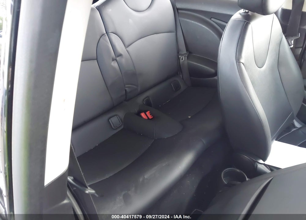 2012 MINI COOPER VIN: WMWSU3C55CT260206