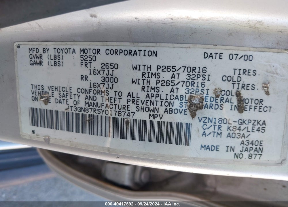 2000 TOYOTA 4RUNNER LIMITED V6 VIN: JT3GN87R5Y0178747