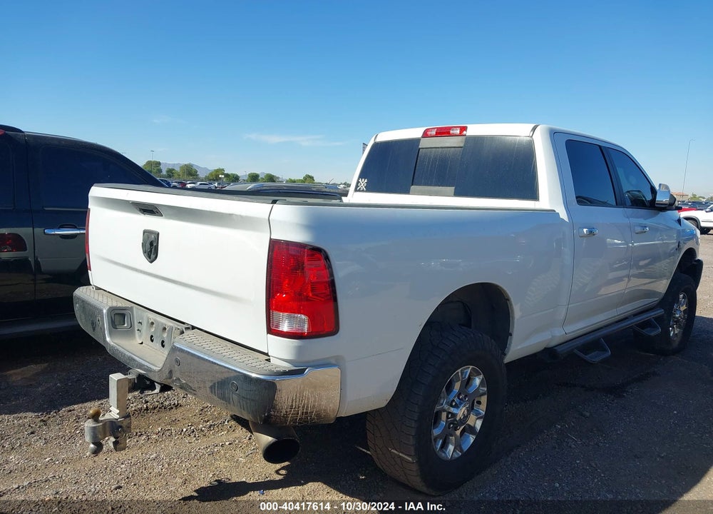 2018 RAM 2500 SLT 4X4 6'4 BOX VIN: 3C6UR5DL5JG205018