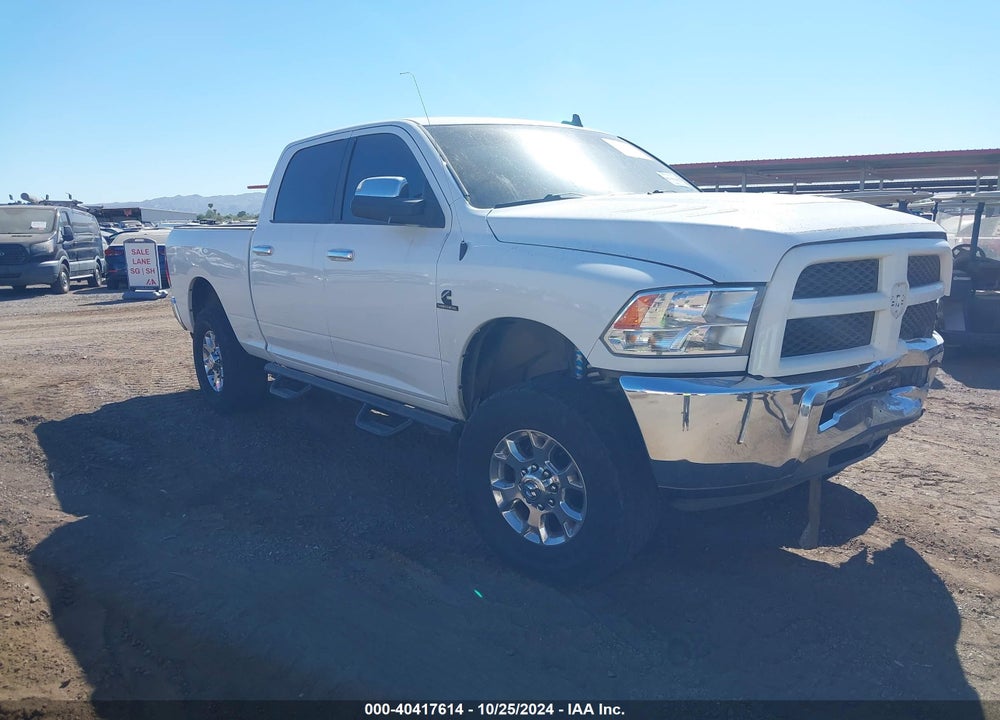 2018 RAM 2500 SLT 4X4 6'4 BOX VIN: 3C6UR5DL5JG205018