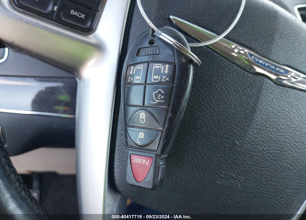 2012 CHRYSLER TOWN & COUNTRY TOURING VIN: 2C4RC1BG9CR330583