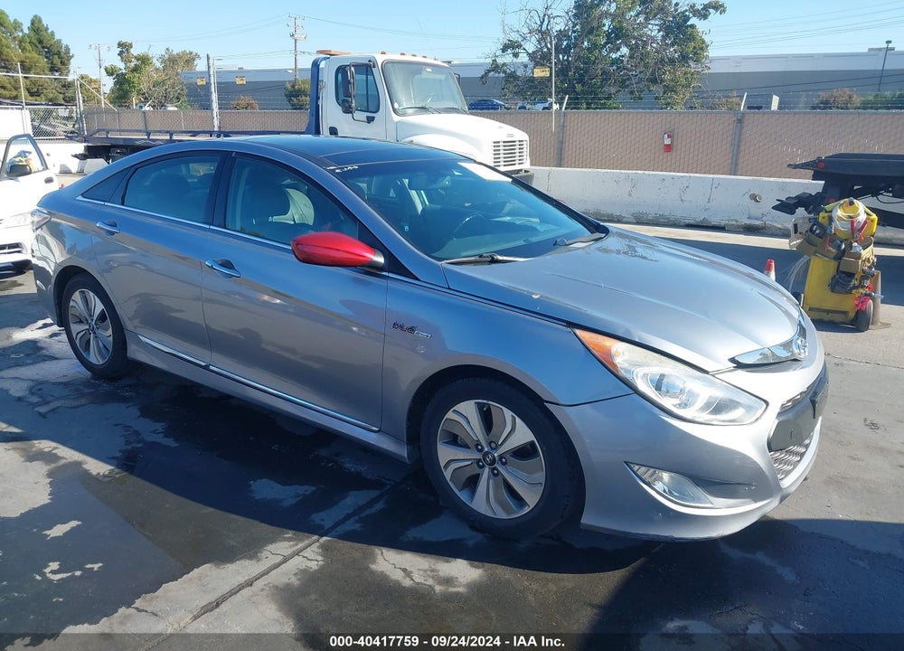 2015 HYUNDAI SONATA HYBRID LIMITED VIN: KMHEC4A49FA123509