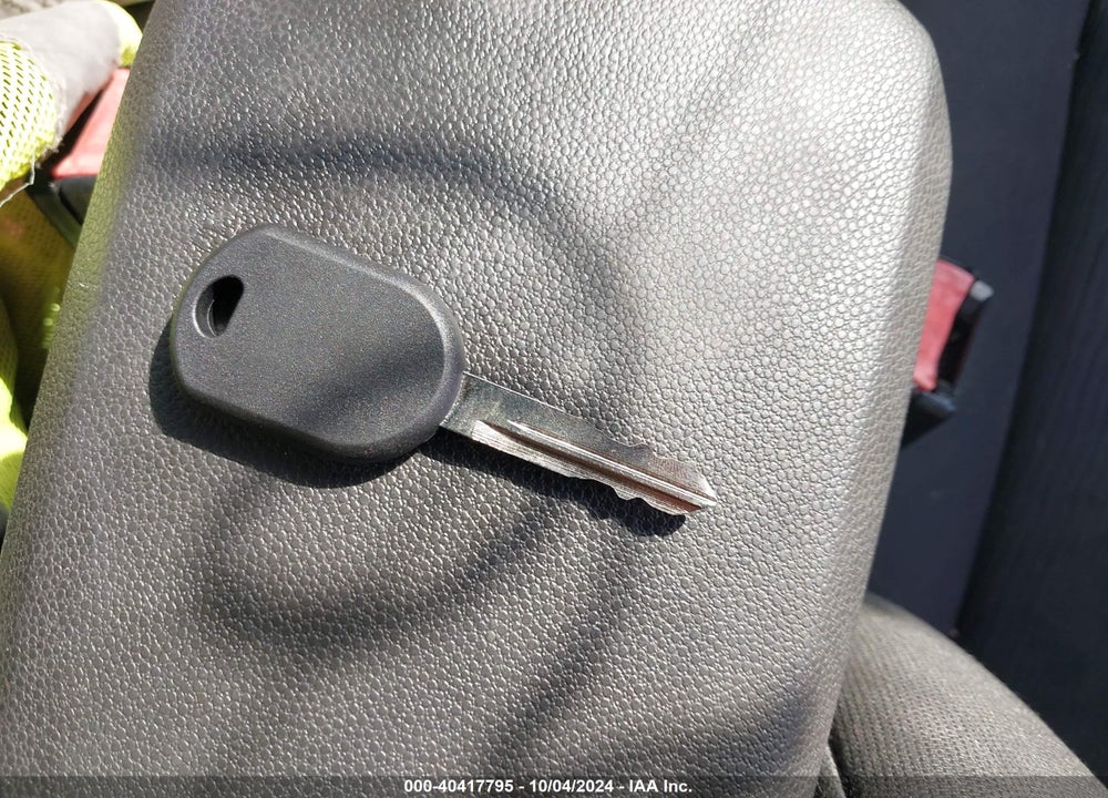 2008 FORD FOCUS SE/SES VIN: 1FAHP35N38W225547