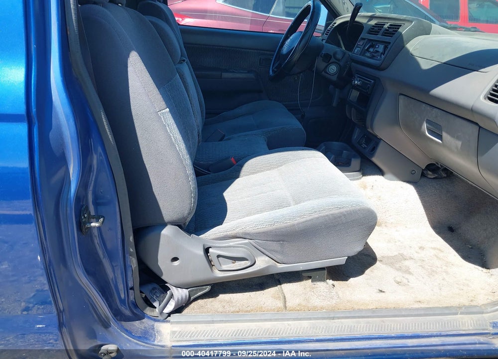1999 NISSAN FRONTIER SE/XE VIN: 1N6DD26S3XC301314
