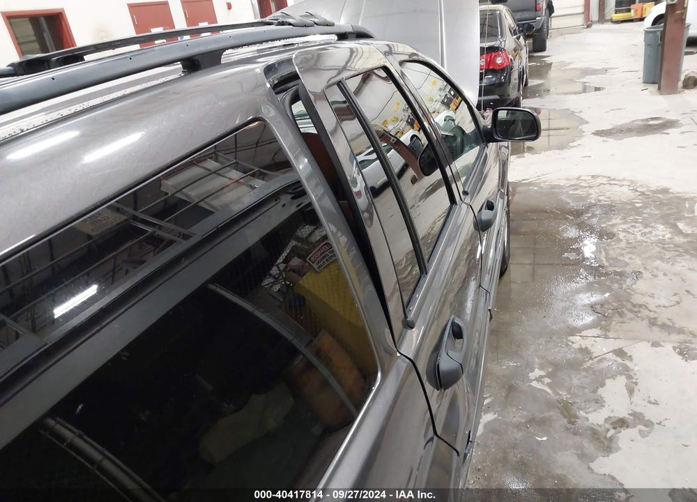 2004 JEEP GRAND CHEROKEE LAREDO VIN: 1J4GW48S94C176571