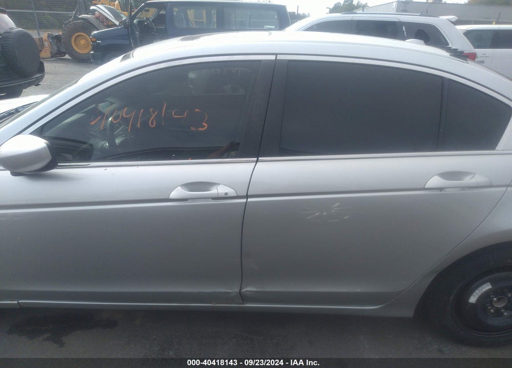 2009 HONDA ACCORD 2.4 EX-L VIN: 1HGCP26879A067981
