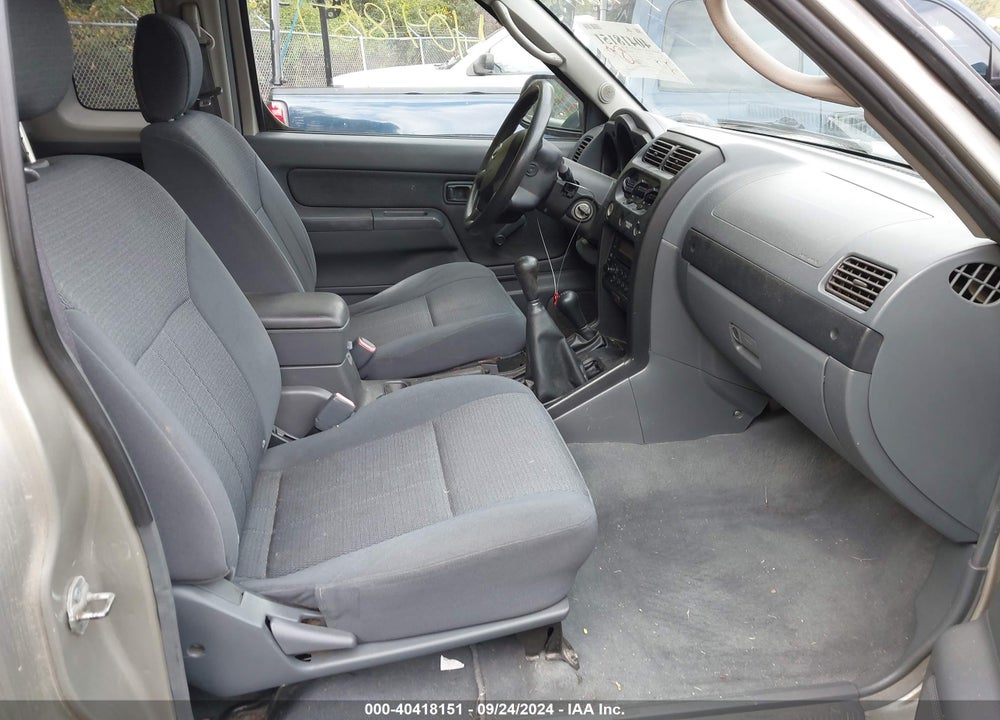 2003 NISSAN FRONTIER XE-V6 VIN: 1N6ED26Y03C422305