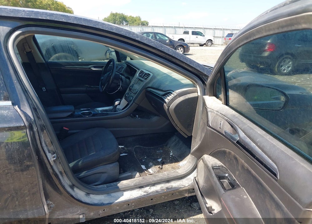 2013 FORD FUSION SE VIN: 3FA6P0HRXDR197960