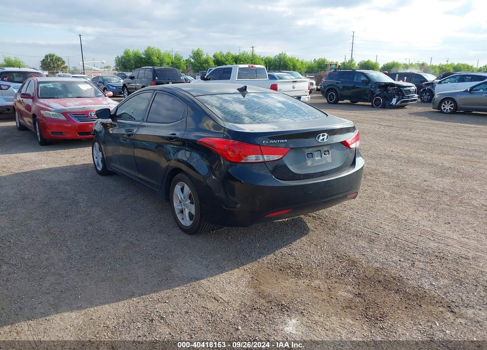 2013 HYUNDAI ELANTRA GLS VIN: 5NPDH4AE1DH286493