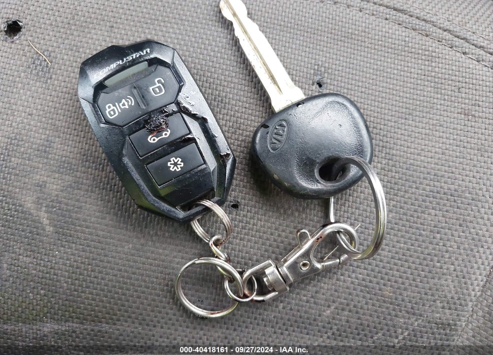 2011 KIA SPORTAGE LX VIN: KNDPB3A25B7014920