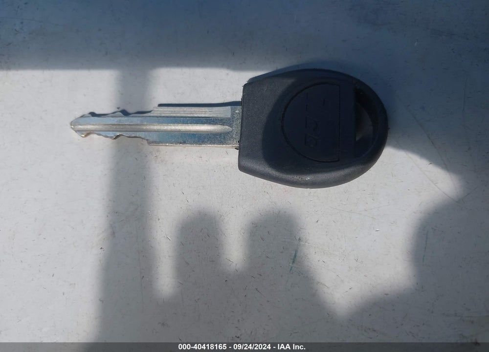 2009 PONTIAC G3 VIN: KL2TD66E69B670292