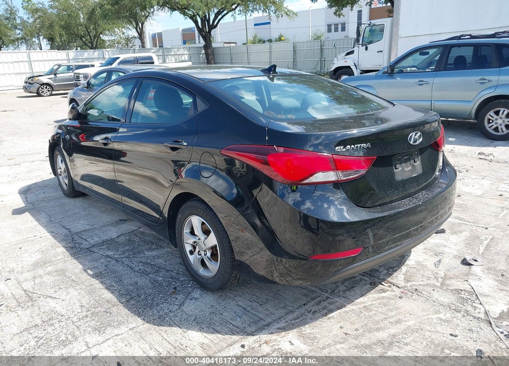 2015 HYUNDAI ELANTRA SE VIN: 5NPDH4AE9FH575124