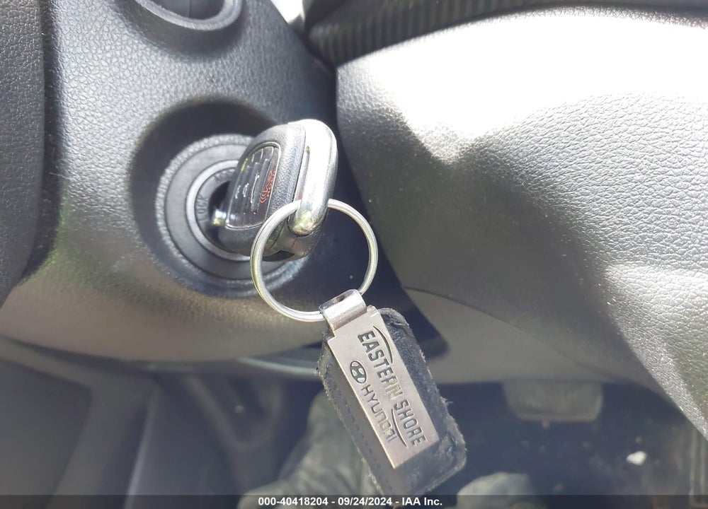 2020 HYUNDAI TUCSON SE VIN: KM8J23A48LU083249