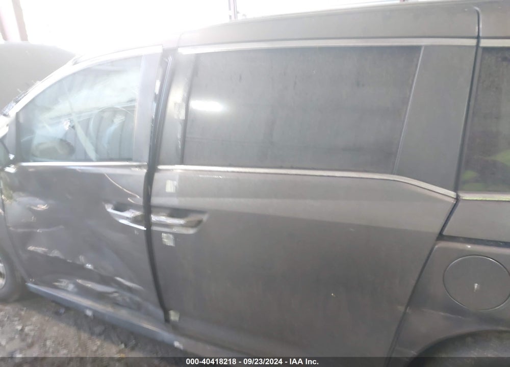 2016 HONDA ODYSSEY EX-L VIN: 5FNRL5H61GB157181